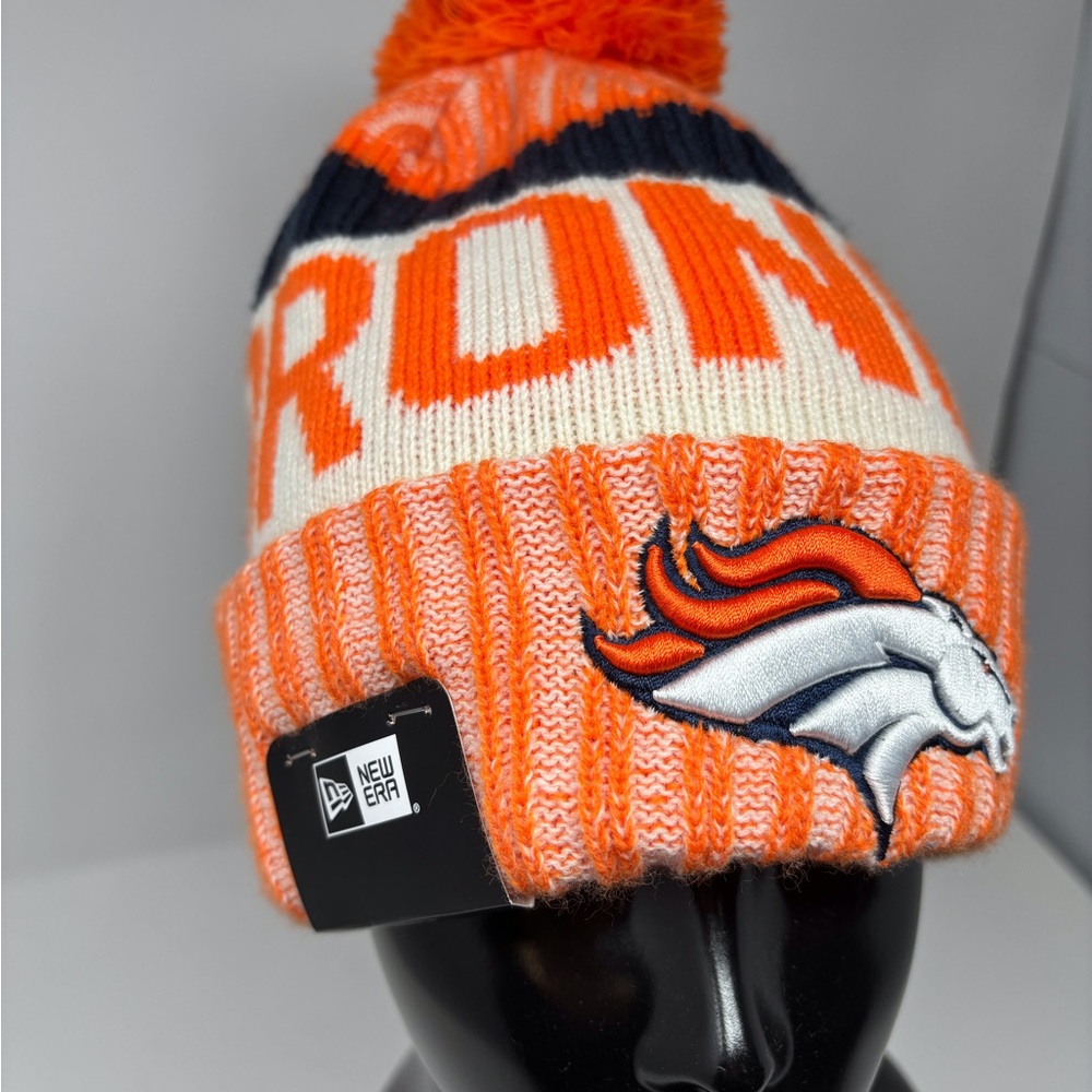 New Era NFL Denver Broncos Beanie Hat with Pompom NWT